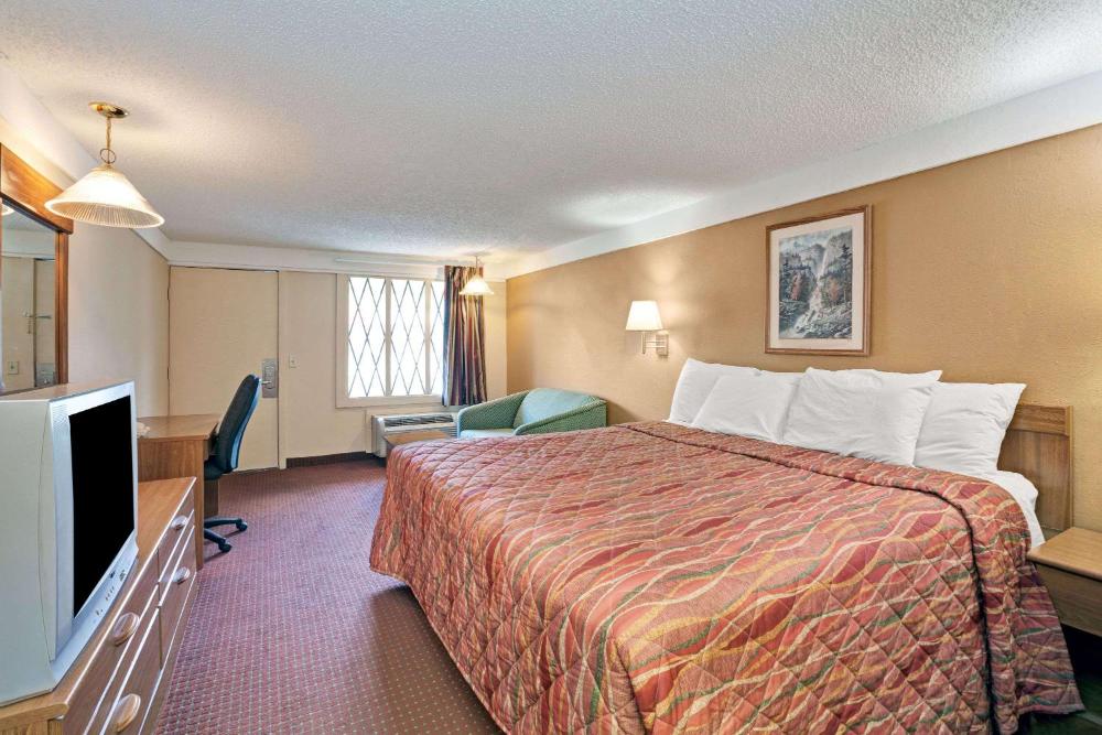 King Room - Smoking  interior